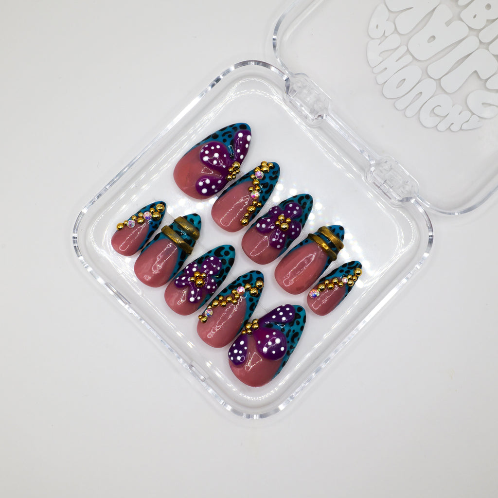 Pokey Dot Blue Press Ons - Almond