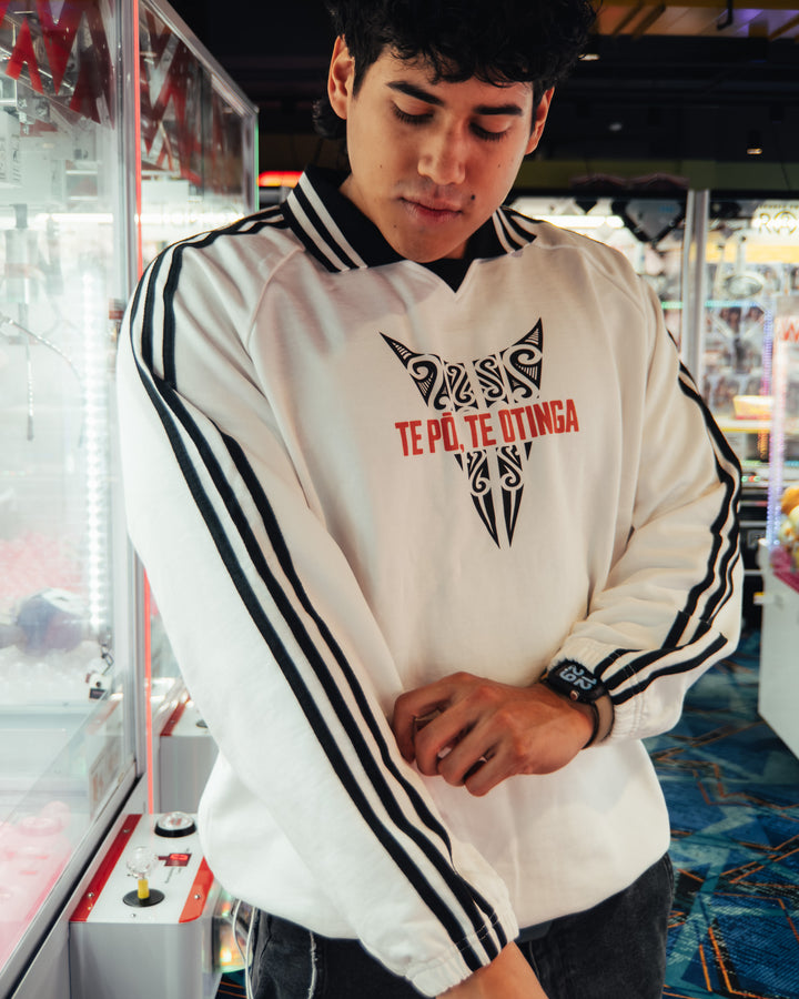 Te Pō, Te Otinga Striped Collar Sweatshirt