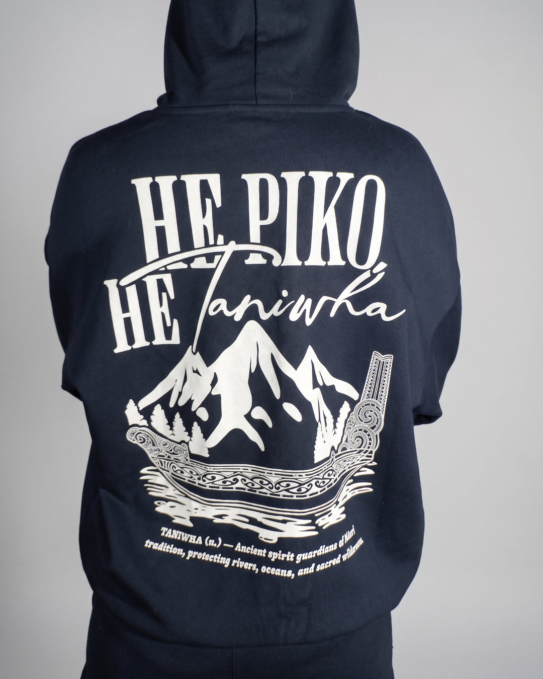 He piko he taniwha heavyweight hoodie